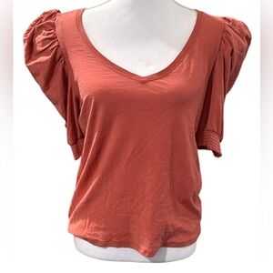 Nation LTD Celine Tee in Cayenne V neck Puff Sleeve size M